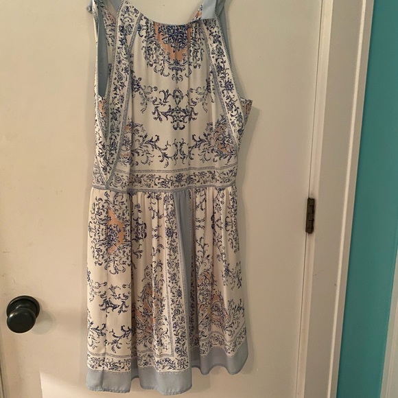 BCBGMAXZARIA DRESS - Picture 3 of 6